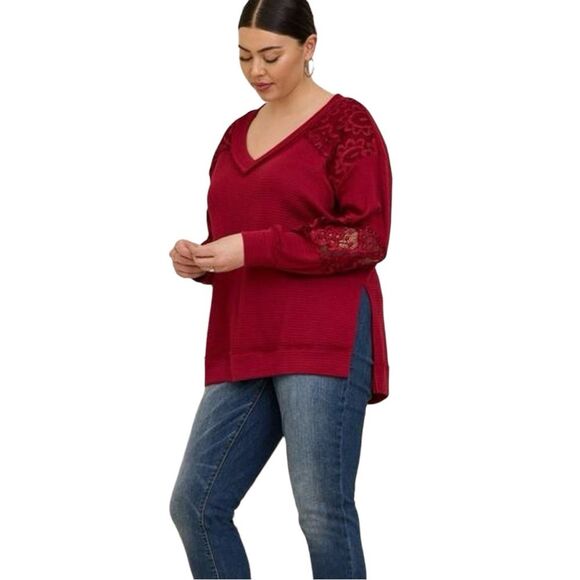Torrid Waffle V-neck Lace Inset Pullover Sweatshirt Rhubarb Sz 4 - Picture 3 of 16